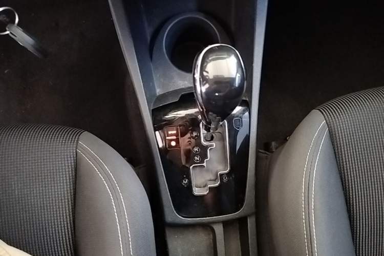 Used Dongfeng Aeolus AX3 2016 1.5L Automatic Shangkue Model Gear Lever