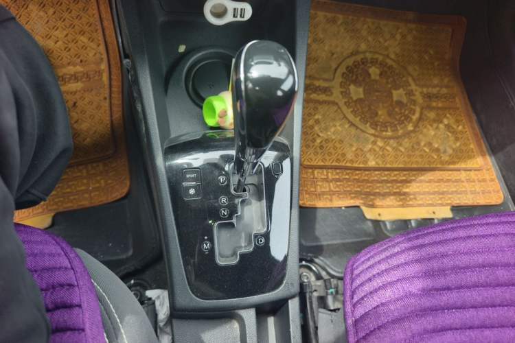 Used Dongfeng Aeolus AX3 2016 1.5L Automatic Shangkue Model Gear Lever