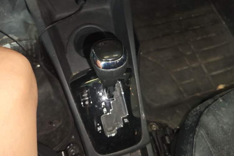 Used Dongfeng Aeolus AX3 2016 1.5L Automatic Shangkue Model Gear Lever