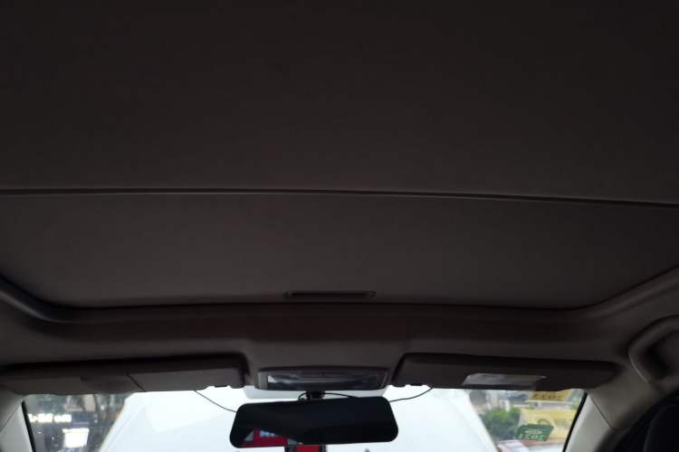 Used Dongfeng Aeolus AX3 2016 1.5L Manual ZhiKu Model Headliner