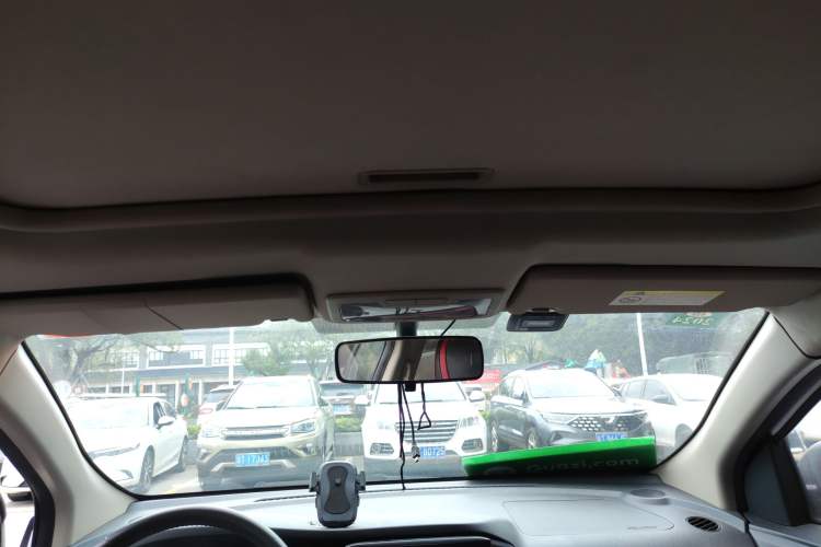 Used Dongfeng Aeolus AX3 2016 1.5L Manual ZhiKu Model Headliner