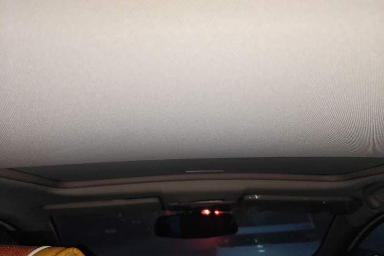 Used Dongfeng Aeolus AX3 2016 1.5L Manual ZhiKu Model Headliner