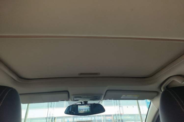 Used Dongfeng Aeolus AX3 2016 1.5L Manual ZhiKu Model Headliner