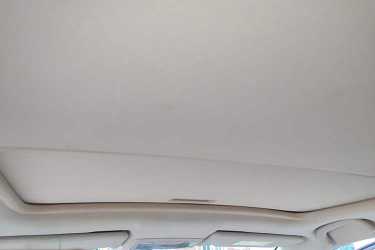 Used Dongfeng Aeolus AX3 2016 1.5L Manual ZhiKu Model Headliner