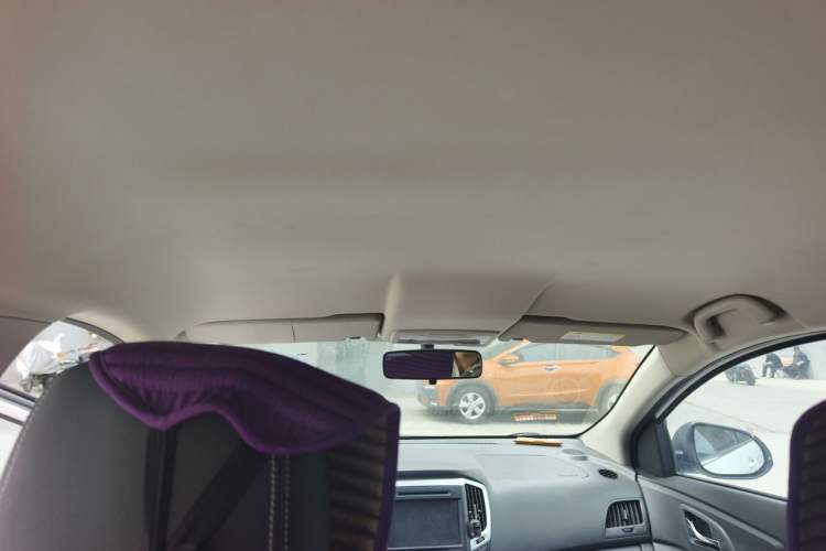Used Dongfeng Aeolus AX3 2016 1.5L Automatic Shangkue Model Headliner