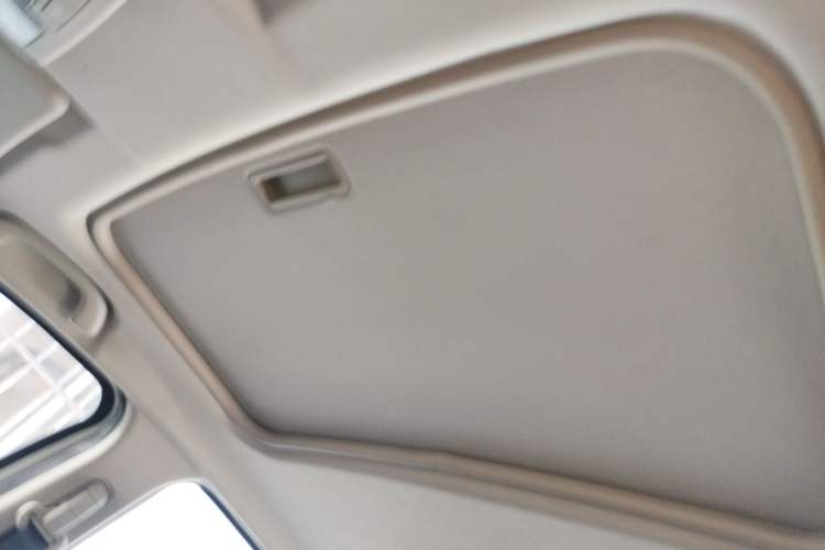 Used Dongfeng Aeolus AX3 2016 1.5L Automatic ZhiKu Model Headliner
