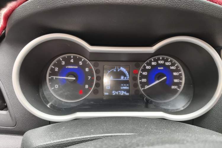 Used Dongfeng Aeolus AX3 2016 1.5L Manual ZhiKu Model Instrument Cluster