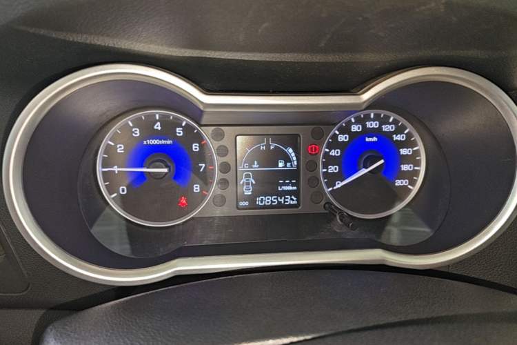 Used Dongfeng Aeolus AX3 2016 1.5L Manual Shangkue Model Instrument Cluster