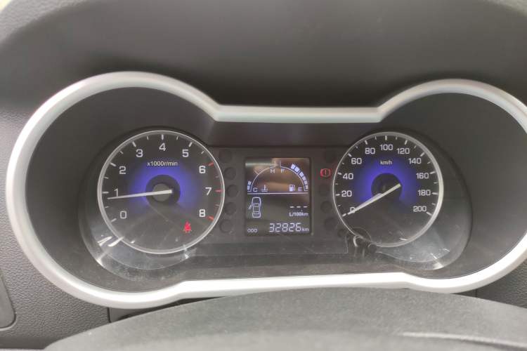 Used Dongfeng Aeolus AX3 2016 1.5L Manual ZhiKu Model Instrument Cluster