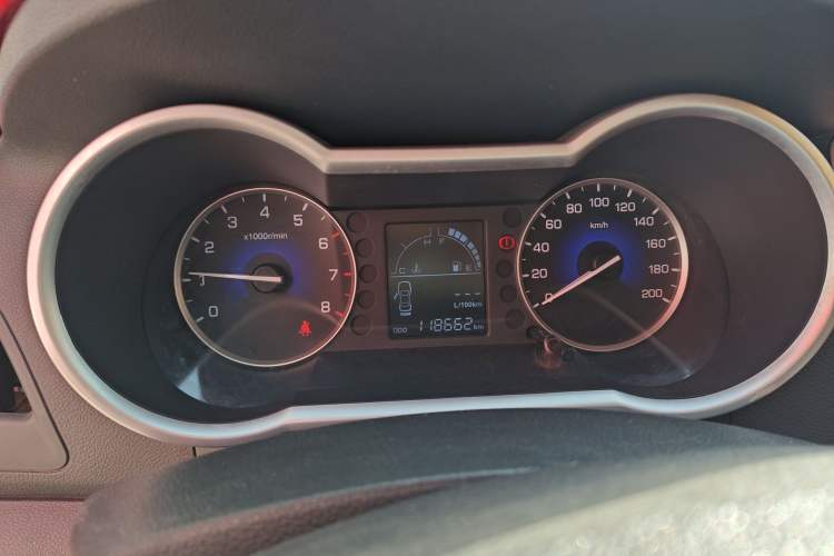 Used Dongfeng Aeolus AX3 2016 1.5L Manual Shangkue Model Instrument Cluster
