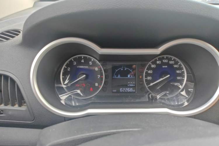 Used Dongfeng Aeolus AX3 2016 1.5L Manual Shangkue Model Instrument Cluster