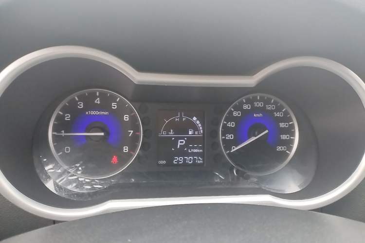 Used Dongfeng Aeolus AX3 2016 1.5L Automatic Zunku Model Instrument Cluster