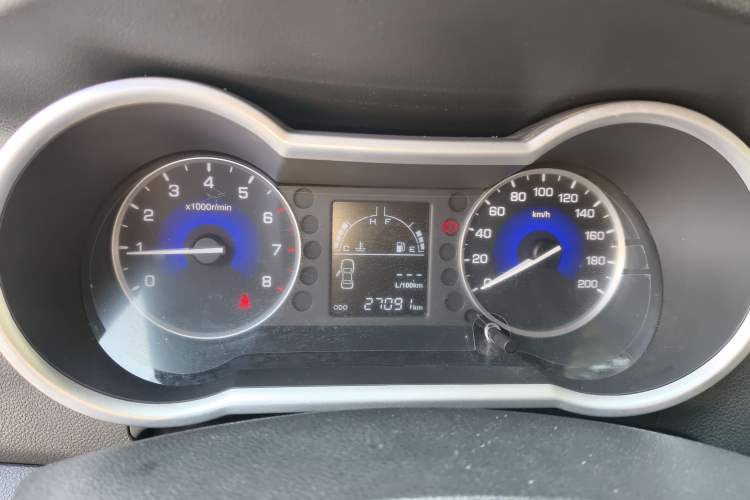 Used Dongfeng Aeolus AX3 2016 1.5L Manual ZhiKu Model Instrument Cluster