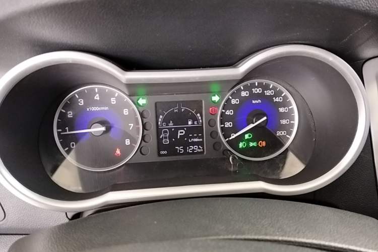 Used Dongfeng Aeolus AX3 2016 1.5L Automatic Shangkue Model Instrument Cluster