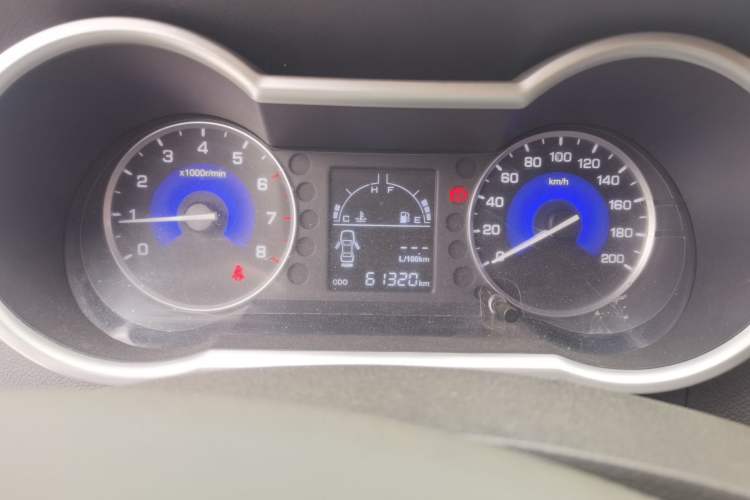 Used Dongfeng Aeolus AX3 2016 1.5L Manual ZhiKu Model Instrument Cluster