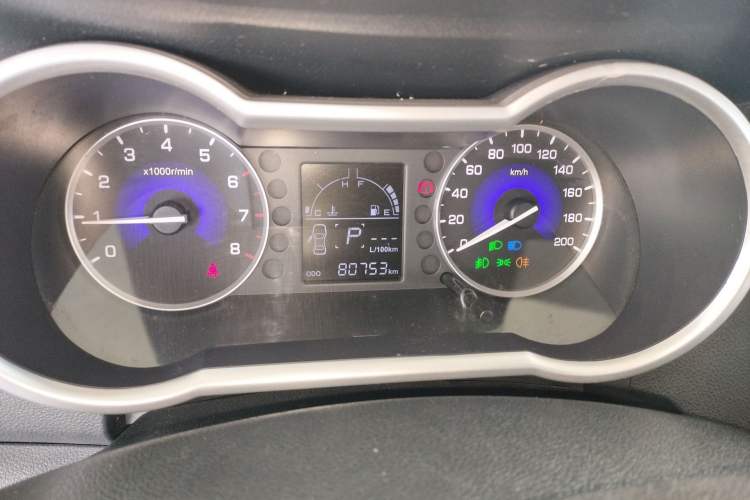 Used Dongfeng Aeolus AX3 2016 1.5L Automatic ZhiKu Model Instrument Cluster