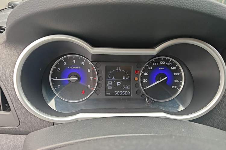 Used Dongfeng Aeolus AX3 2016 1.5L Automatic Shangkue Model Instrument Cluster