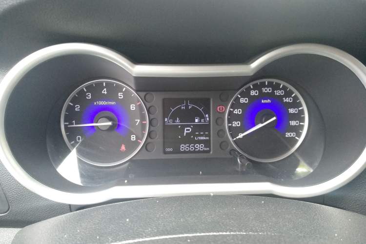 Used Dongfeng Aeolus AX3 2016 1.5L Automatic Shangkue Model Instrument Cluster