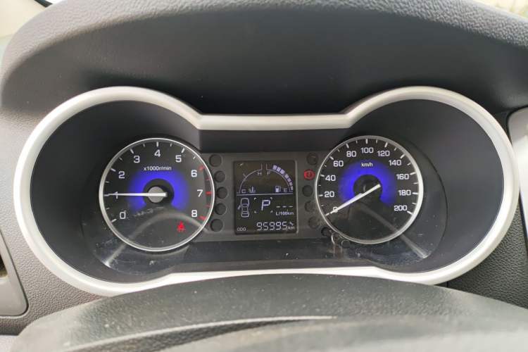 Used Dongfeng Aeolus AX3 2016 1.5L Automatic Zunku Model Instrument Cluster