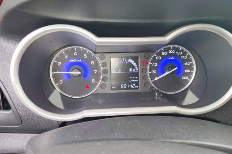 Used Dongfeng Aeolus AX3 2016 1.5L Manual Shangkue Model Instrument Cluster