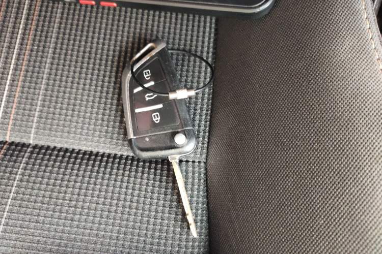 Used Dongfeng Aeolus AX3 2016 1.5L Automatic Shangkue Model Interior 1