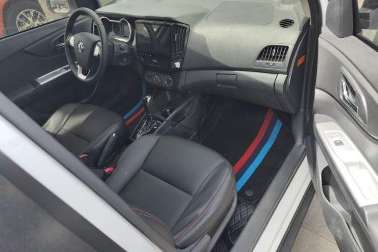 Used Dongfeng Aeolus AX3 2016 1.5L Automatic Shangkue Model Interior 1