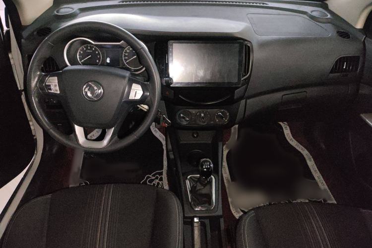 Used Dongfeng Aeolus AX3 2016 1.5L Manual Shangkue Model Interior 3
