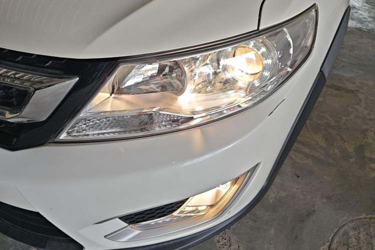Used Dongfeng Aeolus AX3 2016 1.5L Manual Shangkue Model Left Front Headlight