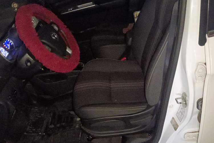 Used Dongfeng Aeolus AX3 2016 1.5L Automatic Zunku Model Left Front Seat