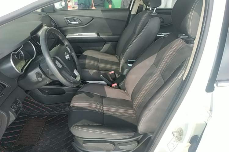 Used Dongfeng Aeolus AX3 2016 1.5L Automatic Zunku Model Left Front Seat