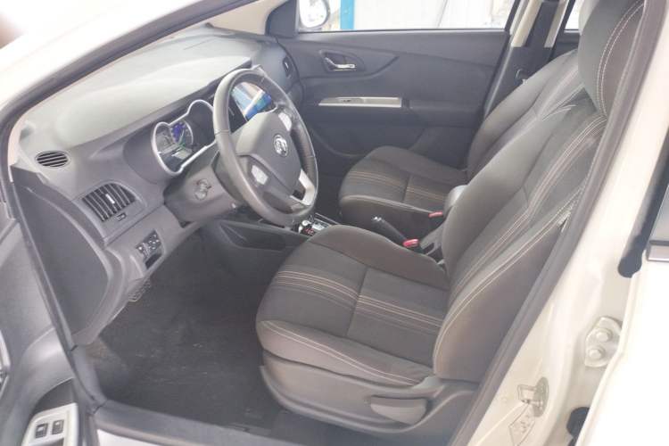 Used Dongfeng Aeolus AX3 2016 1.5L Automatic ZhiKu Model Left Front Seat