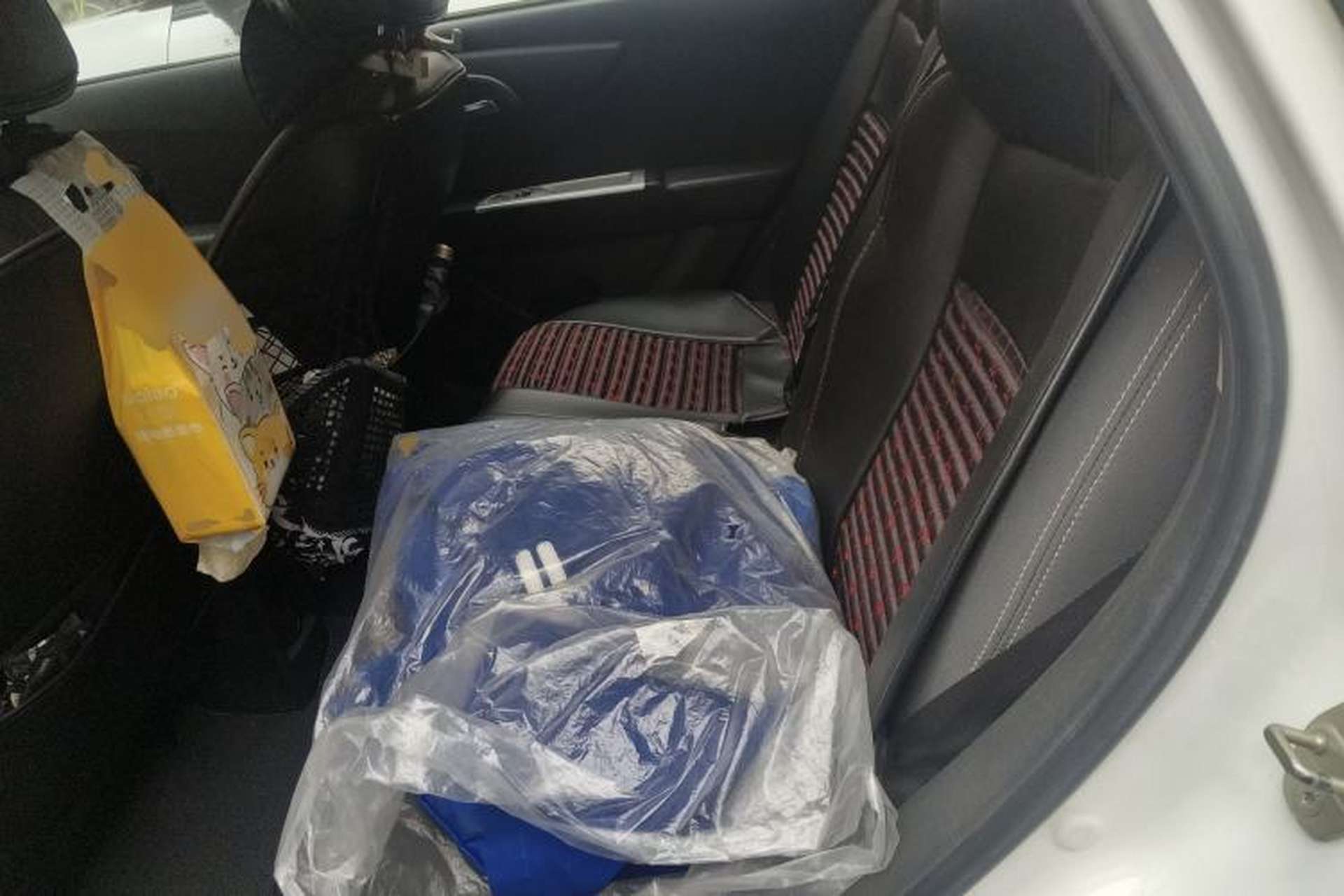 Used Dongfeng Aeolus AX3 2016 1.5L Manual ZhiKu Model Left Rear Seat