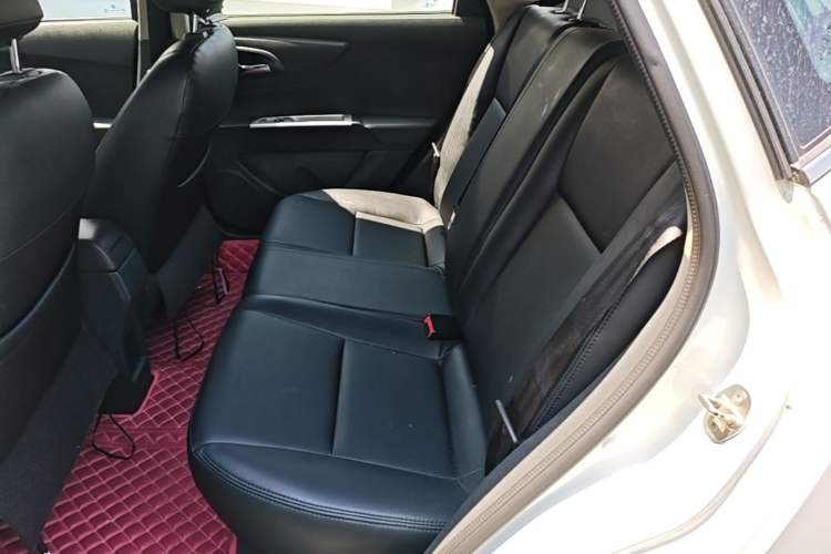 Used Dongfeng Aeolus AX3 2016 1.5L Manual Shangkue Model Left Rear Seat