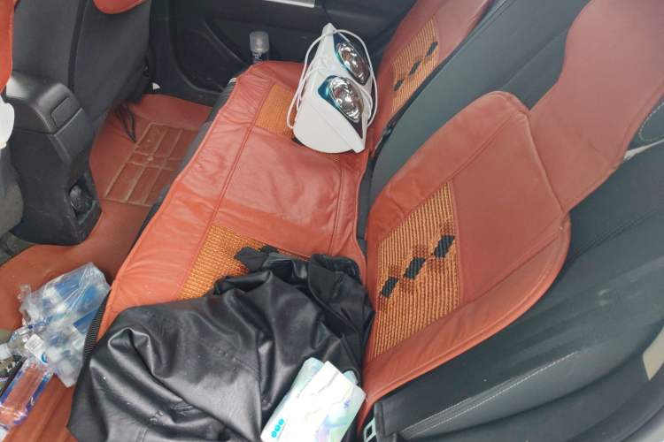 Used Dongfeng Aeolus AX3 2016 1.5L Manual Shangkue Model Left Rear Seat