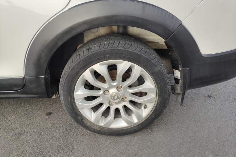 Used Dongfeng Aeolus AX3 2016 1.5L Manual Shangkue Model Left Rear Wheel Hub