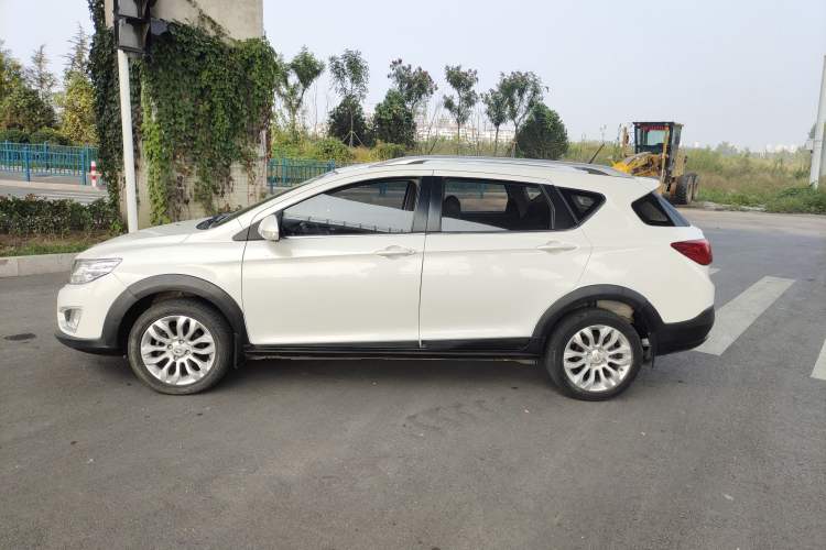 Used Dongfeng Aeolus AX3 2016 1.5L Manual Shangkue Model Left Side