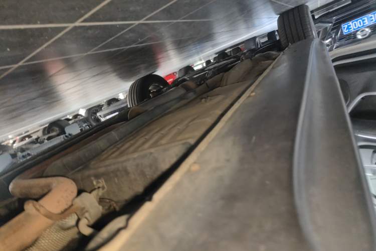 Used Dongfeng Aeolus AX3 2016 1.5L Automatic ZhiKu Model Left Side Sill