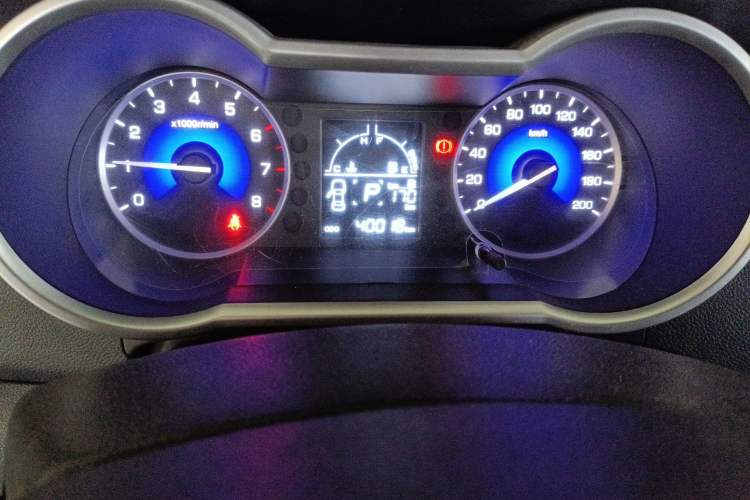 Used Dongfeng Aeolus AX3 2016 1.5L Automatic ZhiKu Model Odometer Close Up