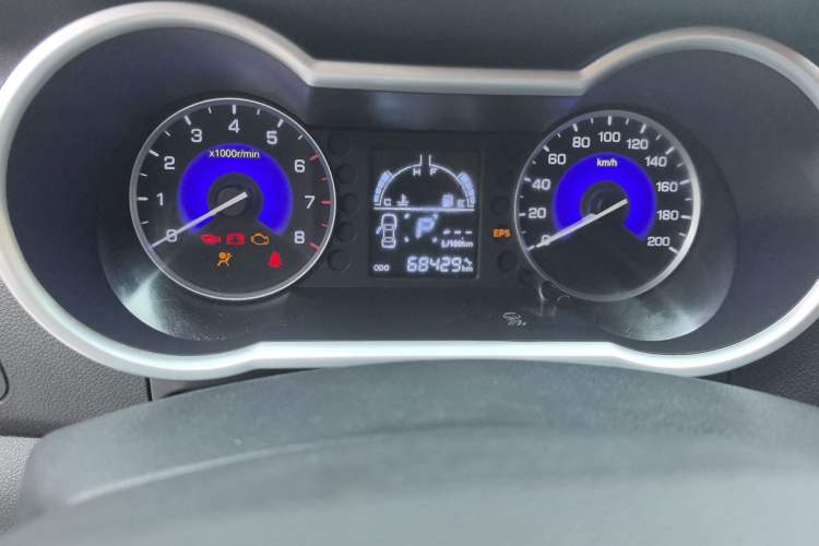 Used Dongfeng Aeolus AX3 2016 1.5L Automatic Shangkue Model Odometer Close Up