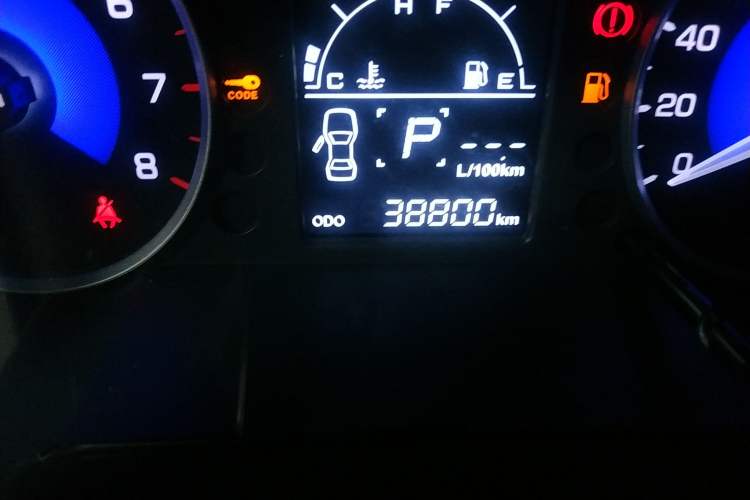 Used Dongfeng Aeolus AX3 2016 1.5L Automatic Shangkue Model Odometer Close Up