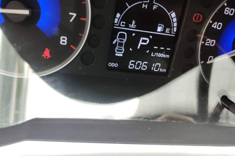 Used Dongfeng Aeolus AX3 2016 1.5L Automatic Shangkue Model Odometer Close Up