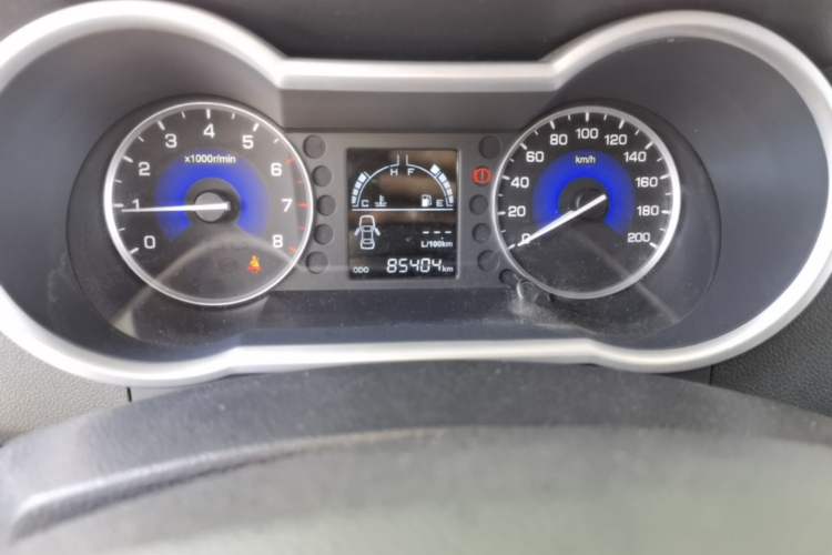 Used Dongfeng Aeolus AX3 2016 1.5L Manual Shangkue Model Odometer Close Up