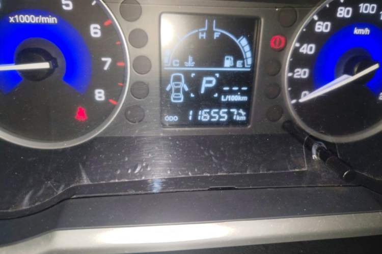 Used Dongfeng Aeolus AX3 2016 1.5L Automatic ZhiKu Model Odometer Close Up