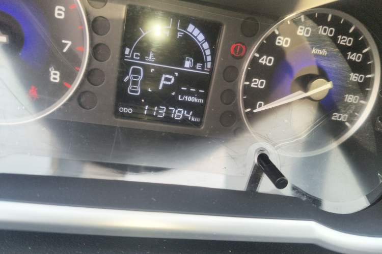 Used Dongfeng Aeolus AX3 2016 1.5L Automatic Zunku Model Odometer Close Up