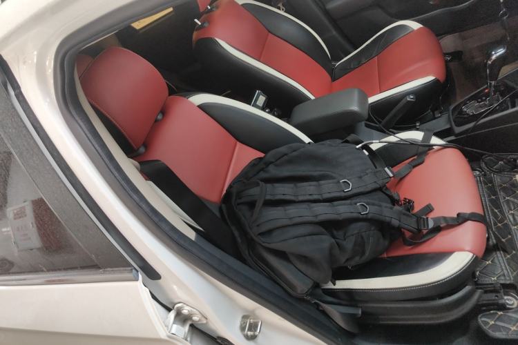 Used Dongfeng Aeolus AX3 2016 1.5L Automatic ZhiKu Model Right Front Seat