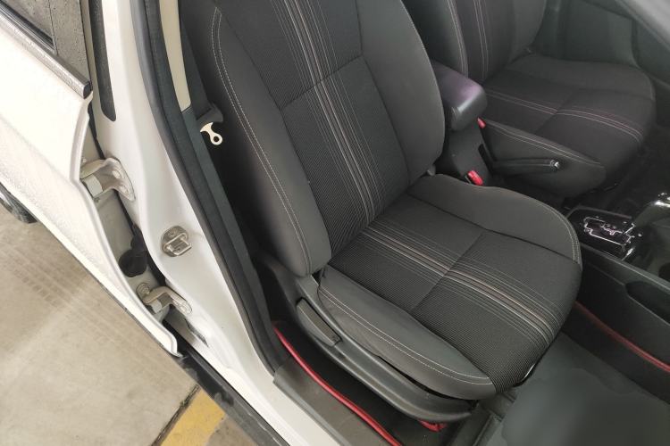Used Dongfeng Aeolus AX3 2016 1.5L Automatic Shangkue Model Right Front Seat