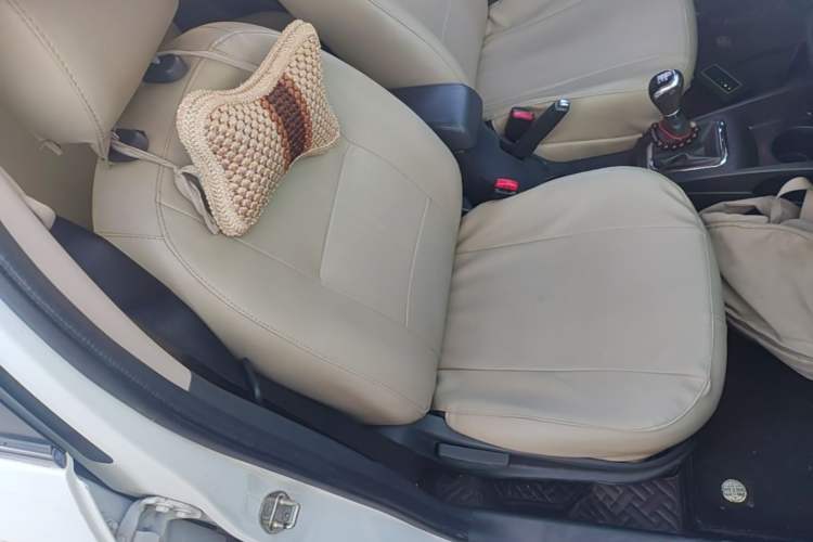Used Dongfeng Aeolus AX3 2016 1.5L Manual ZhiKu Model Right Front Seat