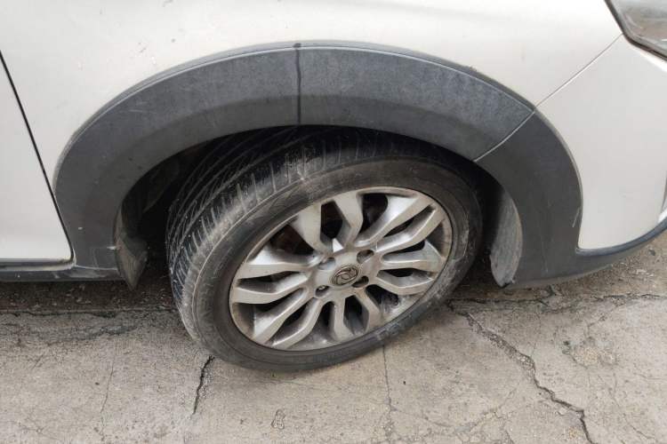 Used Dongfeng Aeolus AX3 2016 1.5L Manual Shangkue Model Right Front Wheel Hub