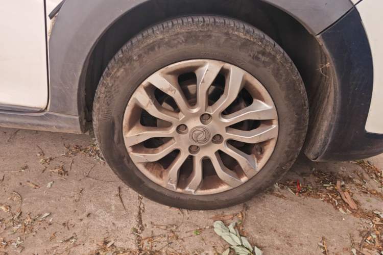 Used Dongfeng Aeolus AX3 2016 1.5L Manual Shangkue Model Right Front Wheel Hub