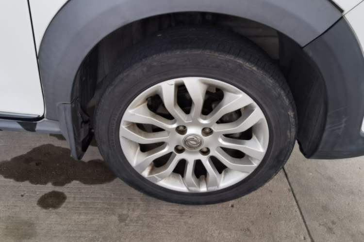 Used Dongfeng Aeolus AX3 2016 1.5L Manual Shangkue Model Right Front Wheel Hub